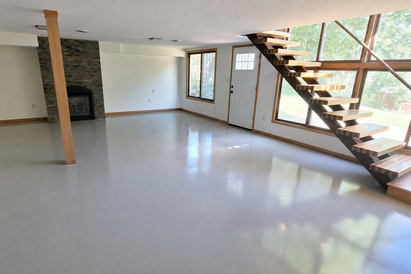 Basement Flooring in Coral Springs, FL